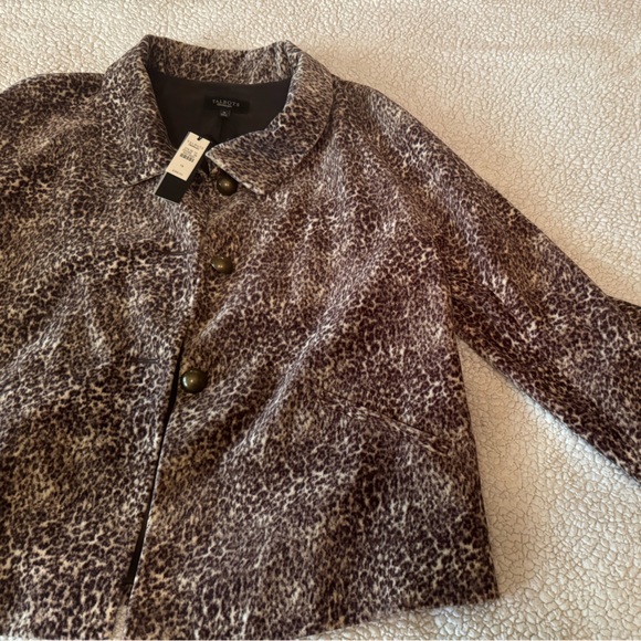 Velvet jacket by Talbots in subtle leopard print. Very pretty - Picture 5 of 8